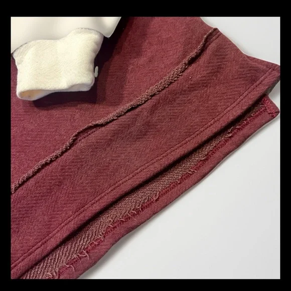 Boutique Women's S Burgundy Cream Sweatshirt Oversized Pullover Terry Cloth - Picture 6 of 9